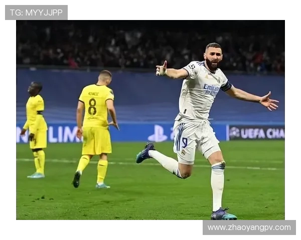 本泽马激情庆祝力克利雅得胜利重要强调团队承诺兑现关键目标胜局